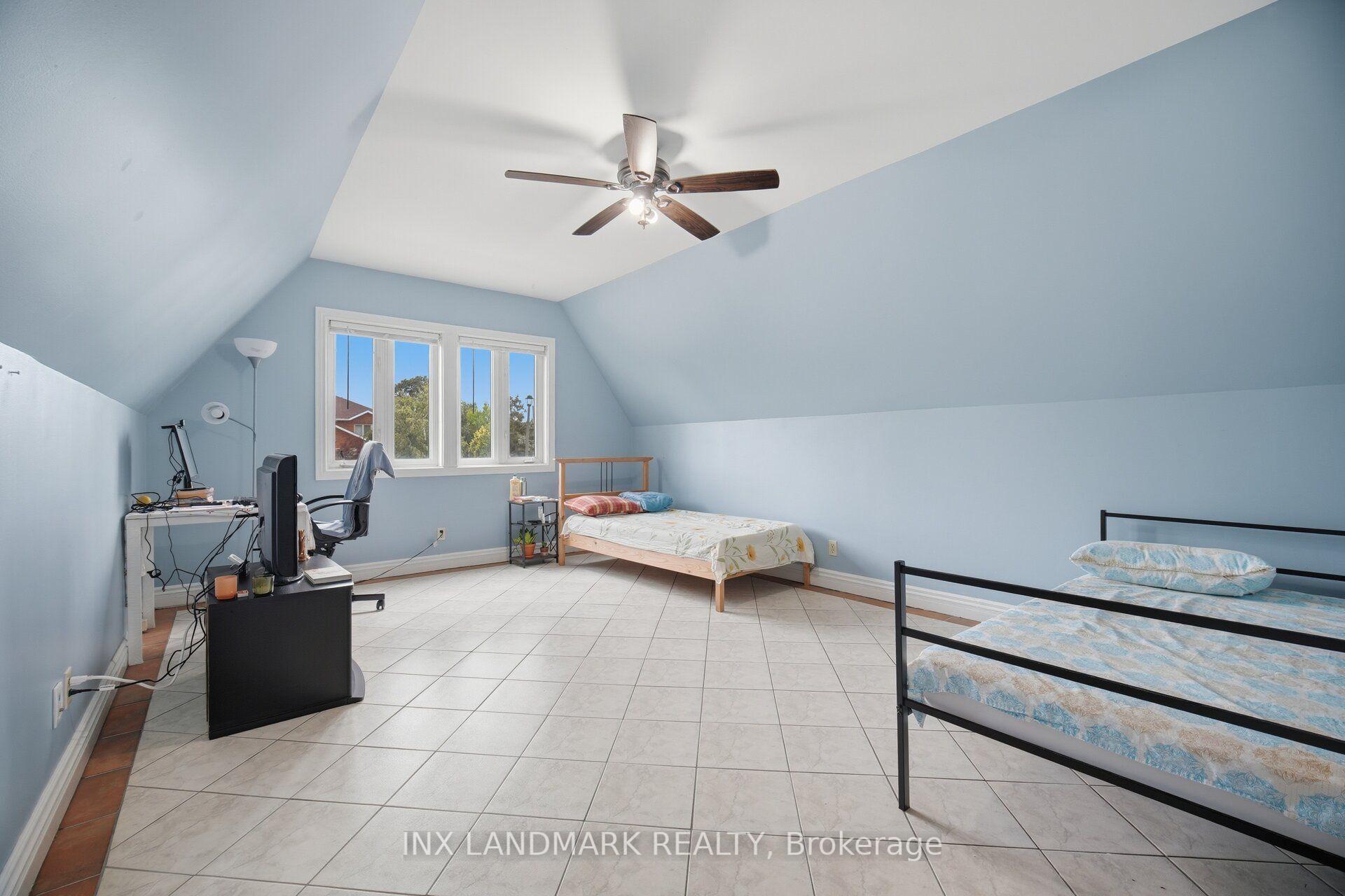Photo 47 of 1497 Bancroft Drive, Mississauga, East Credit — HOMEH