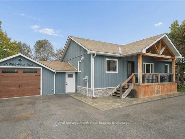 Photo 2 of 11 Maple Street N, Brock, Sunderland — HOMEH