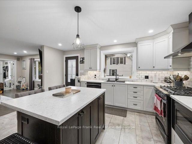 Photo 11 of 11 Maple Street N, Brock, Sunderland — HOMEH