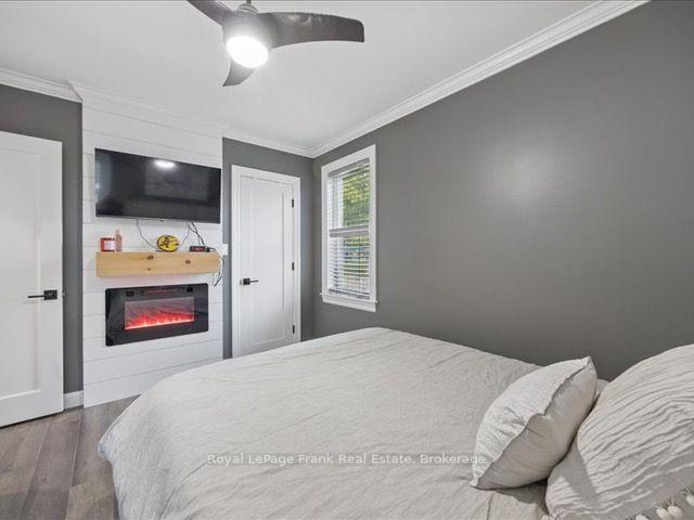 Photo 18 of 11 Maple Street N, Brock, Sunderland — HOMEH