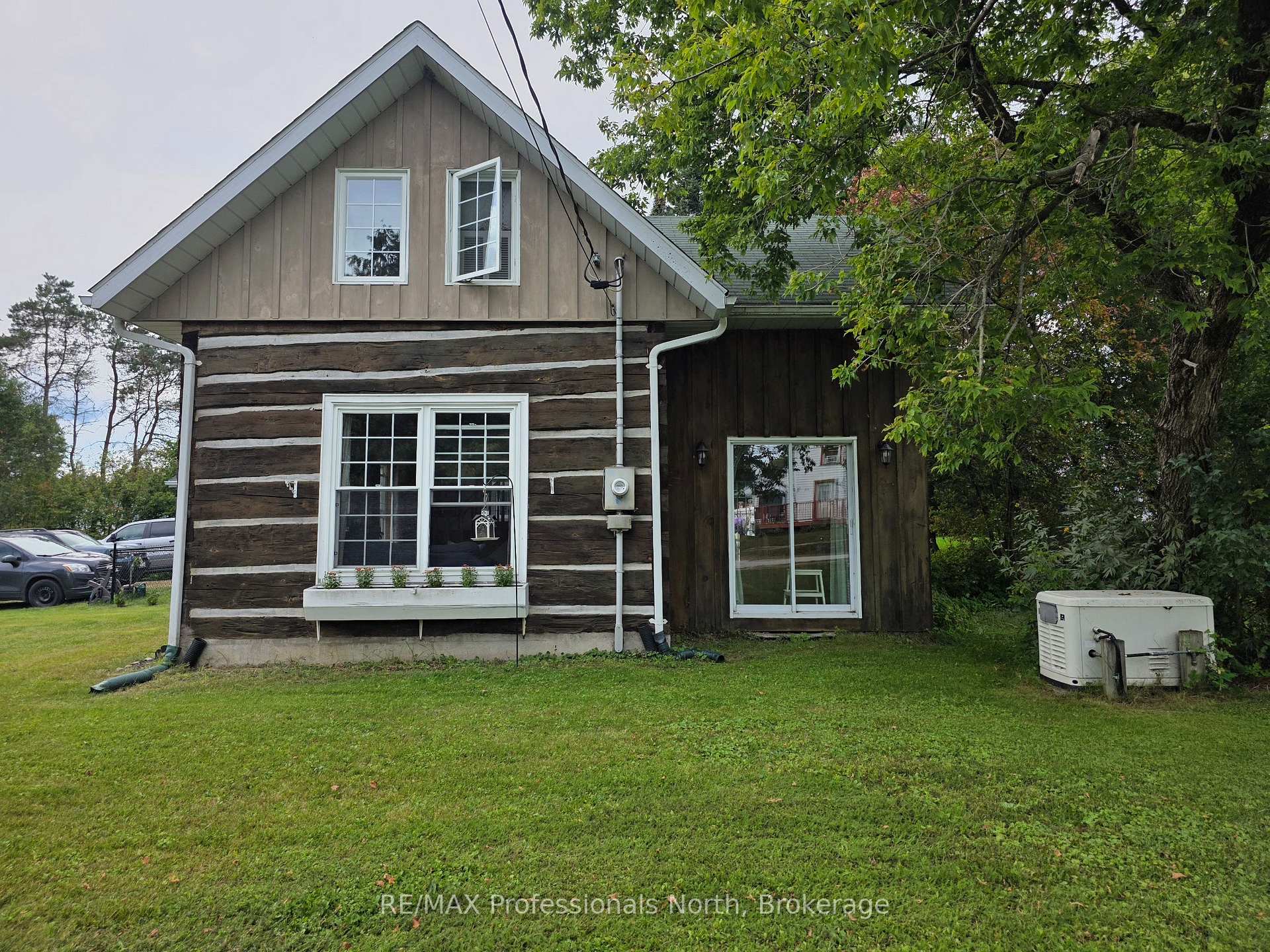 Photo 7 of 2148 Stisted Road S, McMurrich/Monteith, Sprucedale — HOMEH