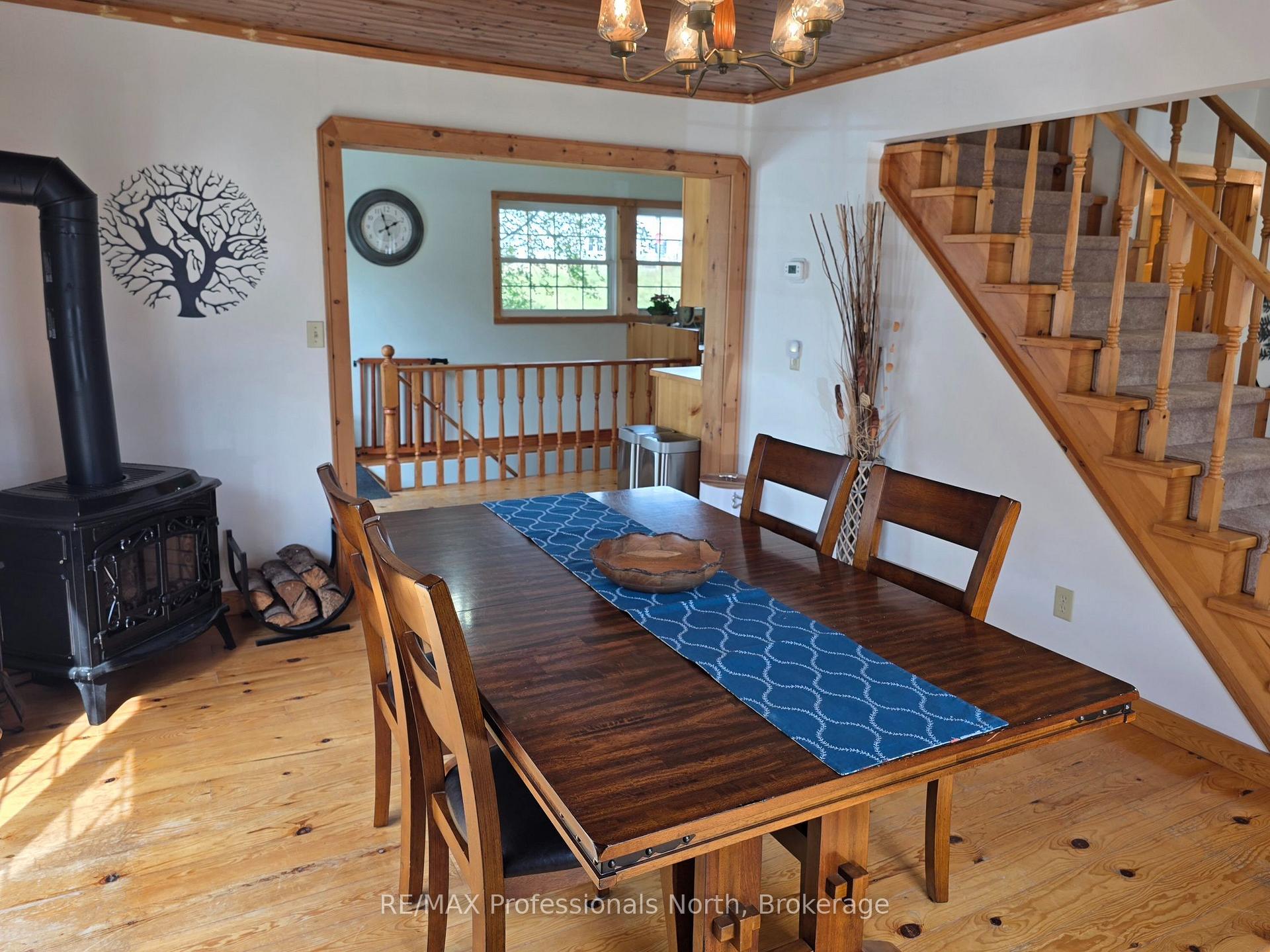 Photo 17 of 2148 Stisted Road S, McMurrich/Monteith, Sprucedale — HOMEH