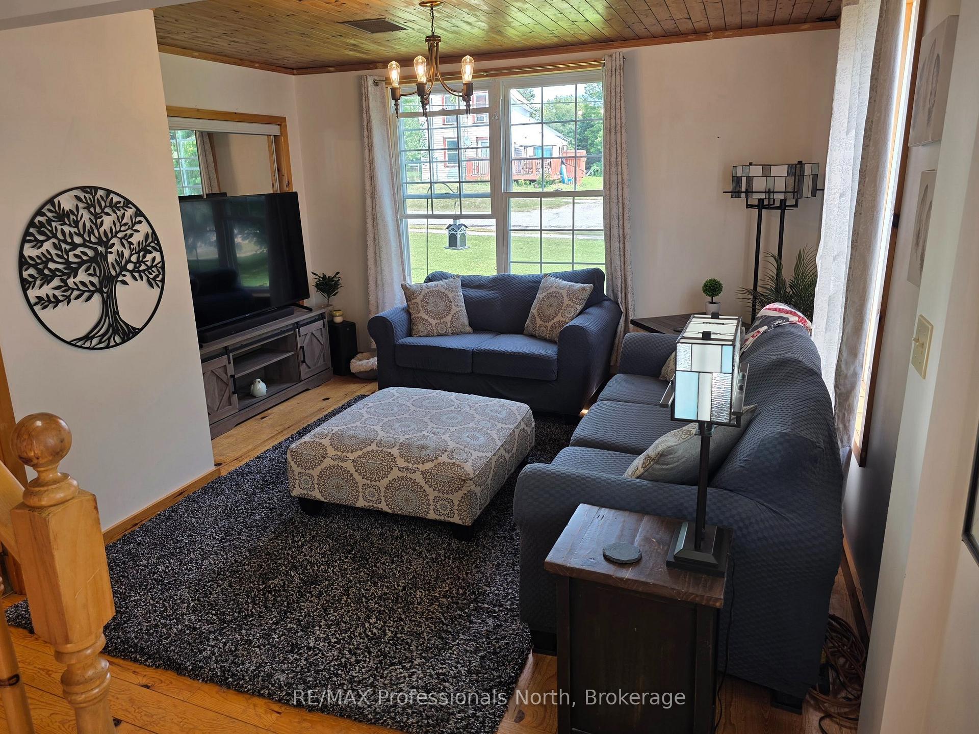 Photo 18 of 2148 Stisted Road S, McMurrich/Monteith, Sprucedale — HOMEH