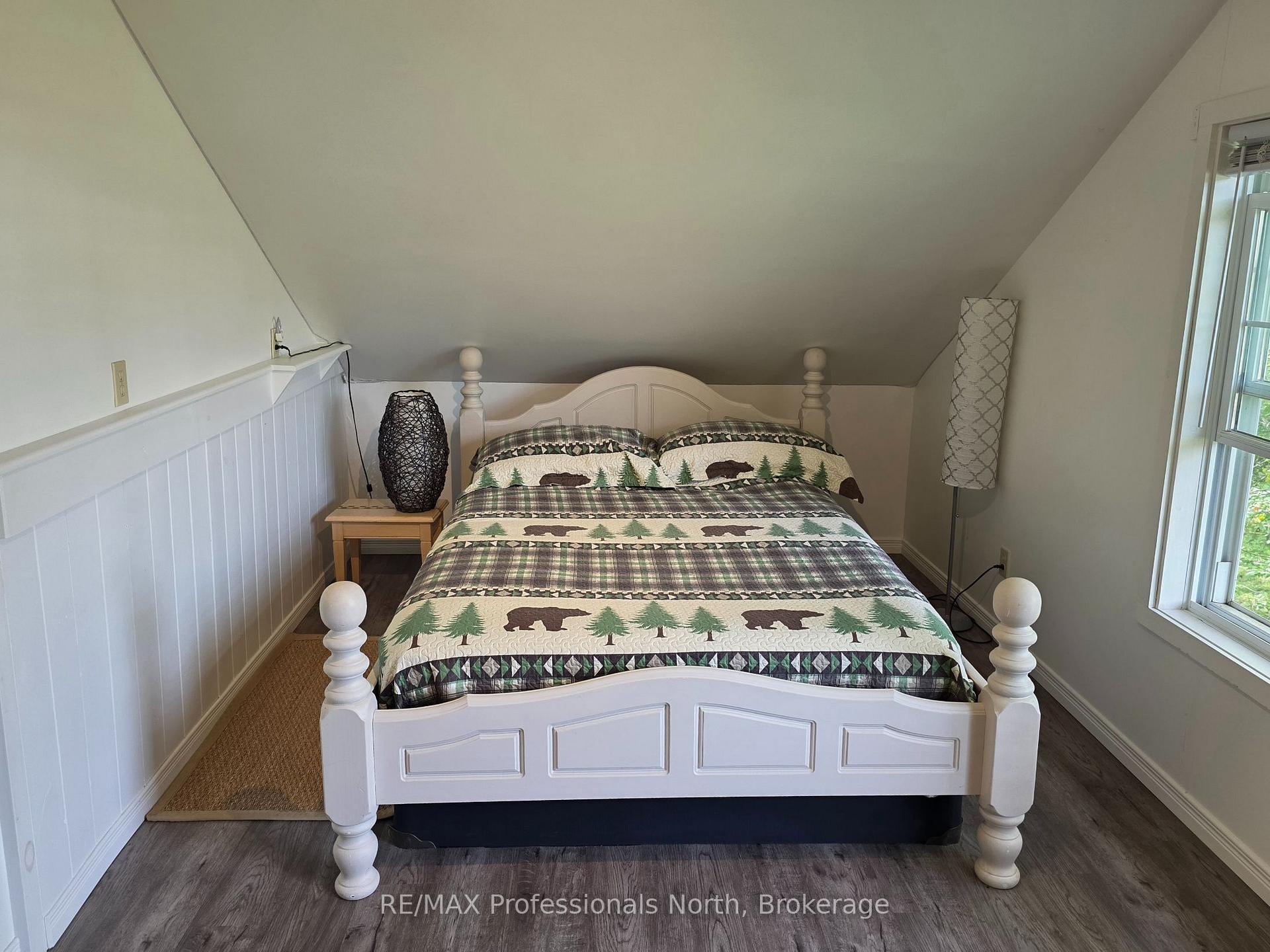 Photo 23 of 2148 Stisted Road S, McMurrich/Monteith, Sprucedale — HOMEH