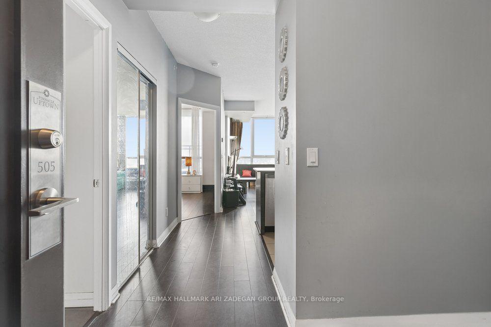 Photo 5 of Unit 505, 75 Eglinton Avenue W, Mississauga, Hurontario — HOMEH