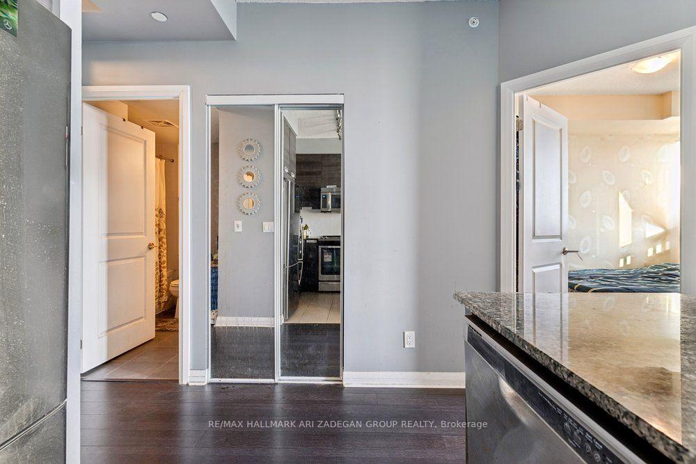 Photo 12 of Unit 505, 75 Eglinton Avenue W, Mississauga, Hurontario — HOMEH