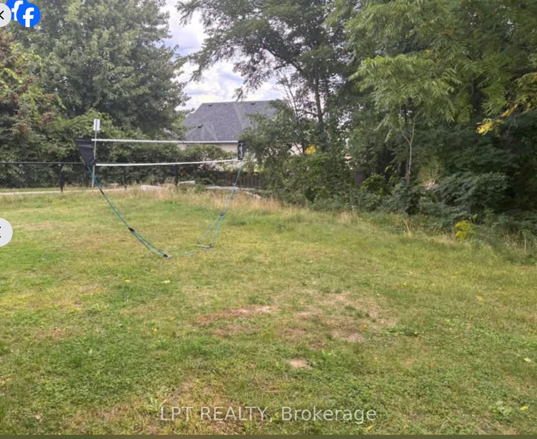 Photo 11 of 32 Apple Ridge Drive, Kitchener, Doon South — HOMEH