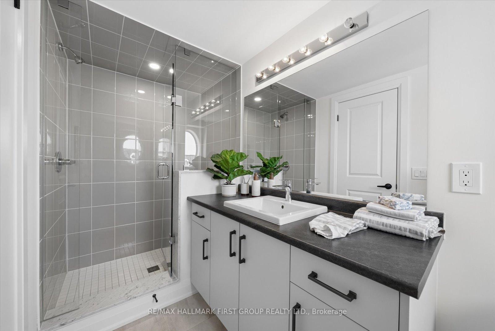 Photo 23 of 19 Marret Lane, Clarington, Newcastle — HOMEH