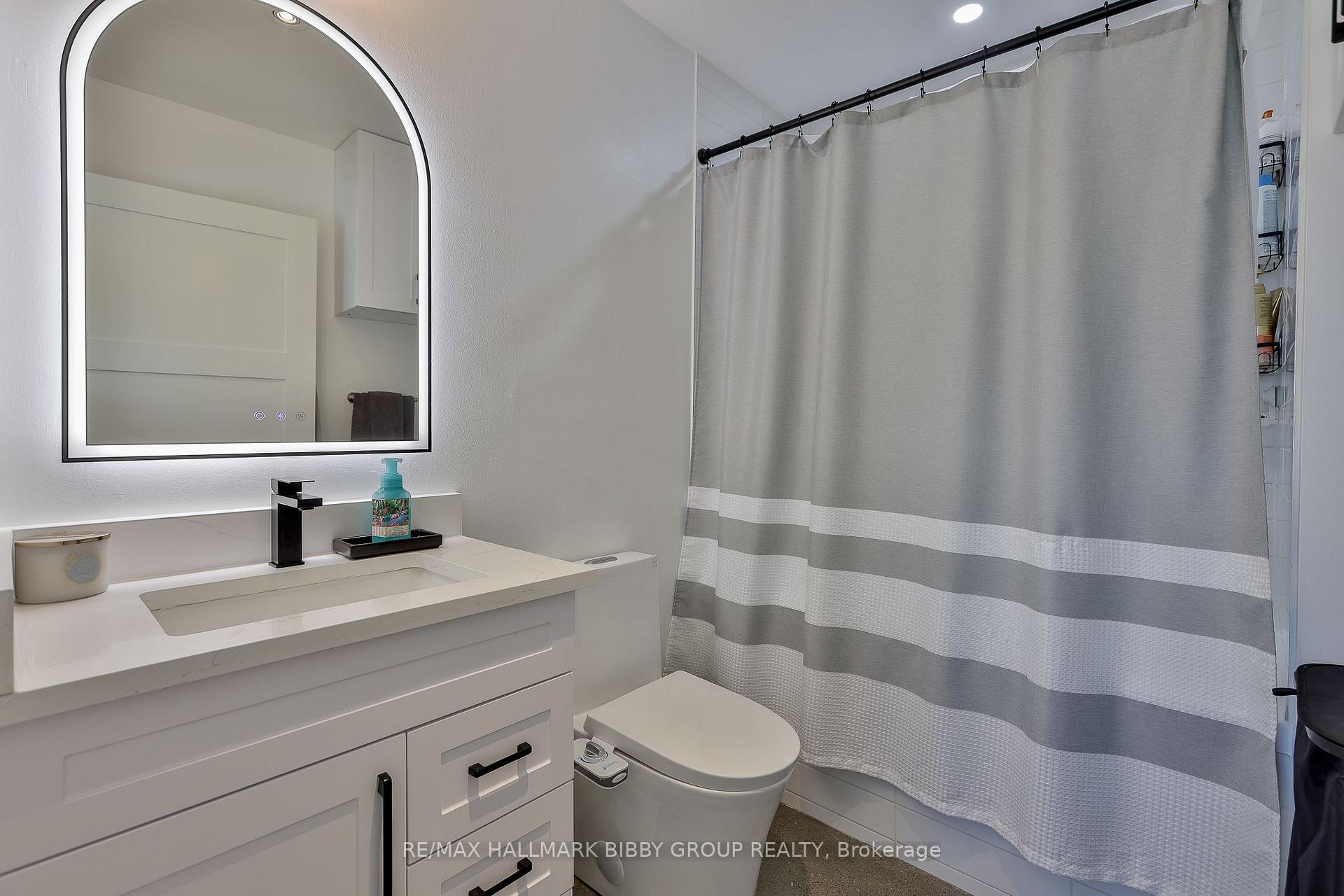Photo 17 of Unit 409, 625 Queen Street E, Toronto, South Riverdale — HOMEH