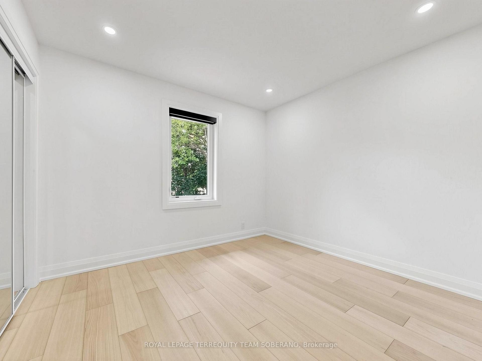 Photo 21 of Unit Upper, 41 Bainbridge Avenue, North York, Clanton Park — HOMEH