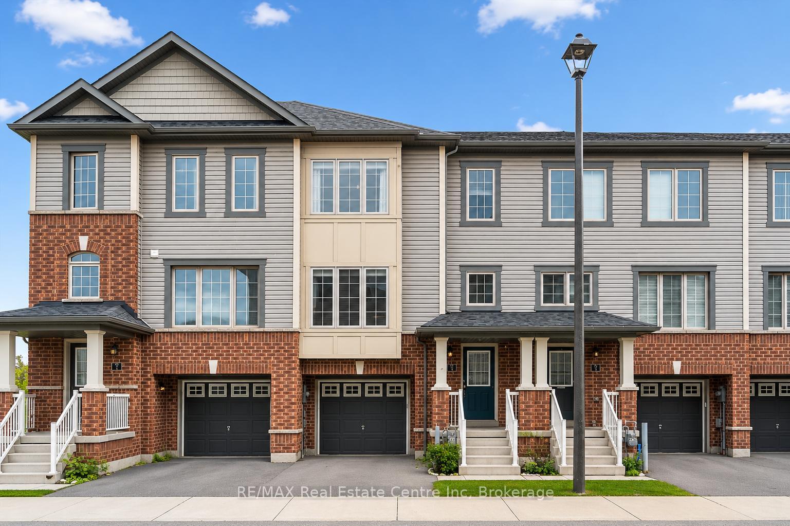 Photo of Unit 2, 395 Linden Drive