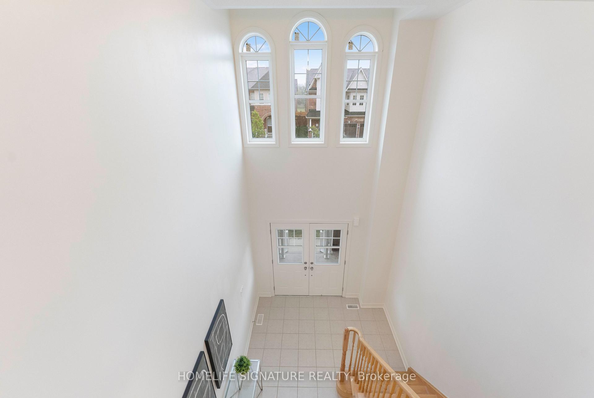 Photo 8 of 1211 Drinkle Crescent, Oshawa, Eastdale — HOMEH
