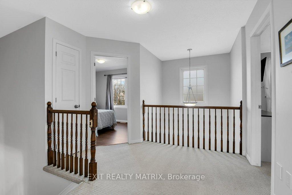 Photo 16 of 6949 Mary Anne Drive, Ottawa, Greely — HOMEH