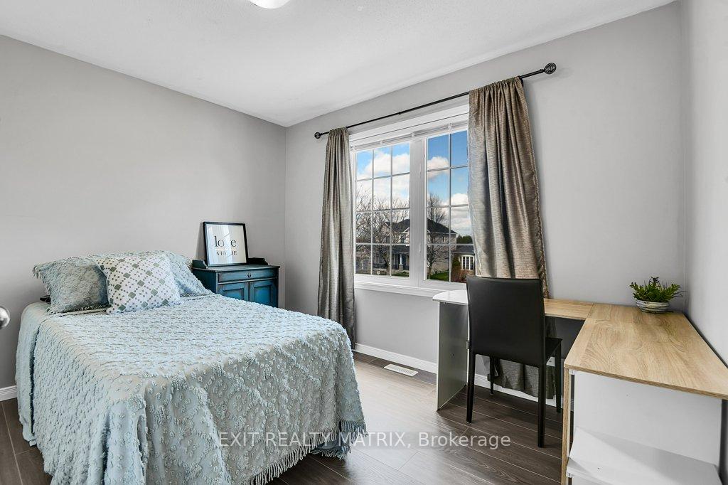 Photo 23 of 6949 Mary Anne Drive, Ottawa, Greely — HOMEH