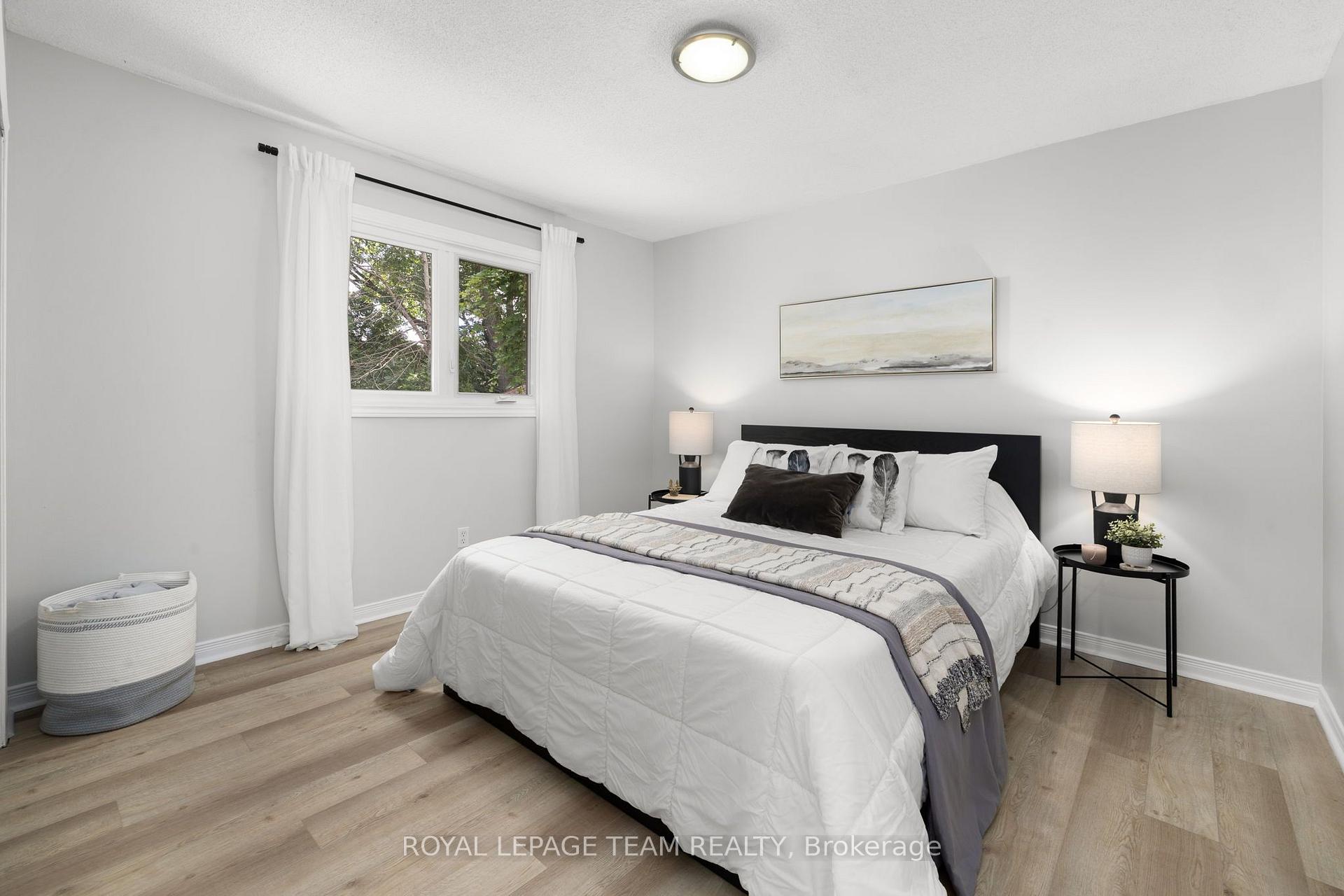 Photo 17 of 6572 Jack Pine Crescent, Ottawa, Greely — HOMEH