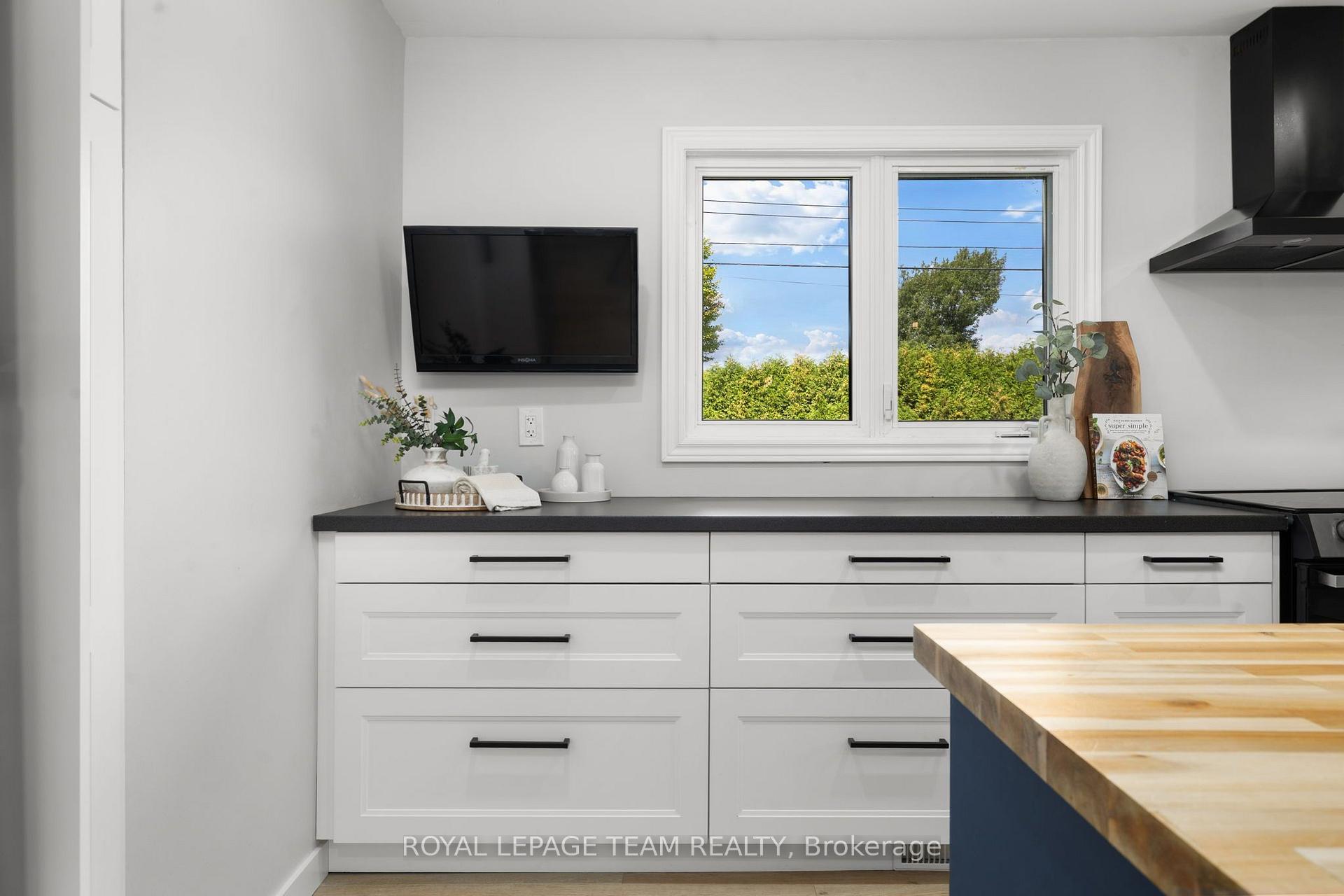 Photo 30 of 6572 Jack Pine Crescent, Ottawa, Greely — HOMEH