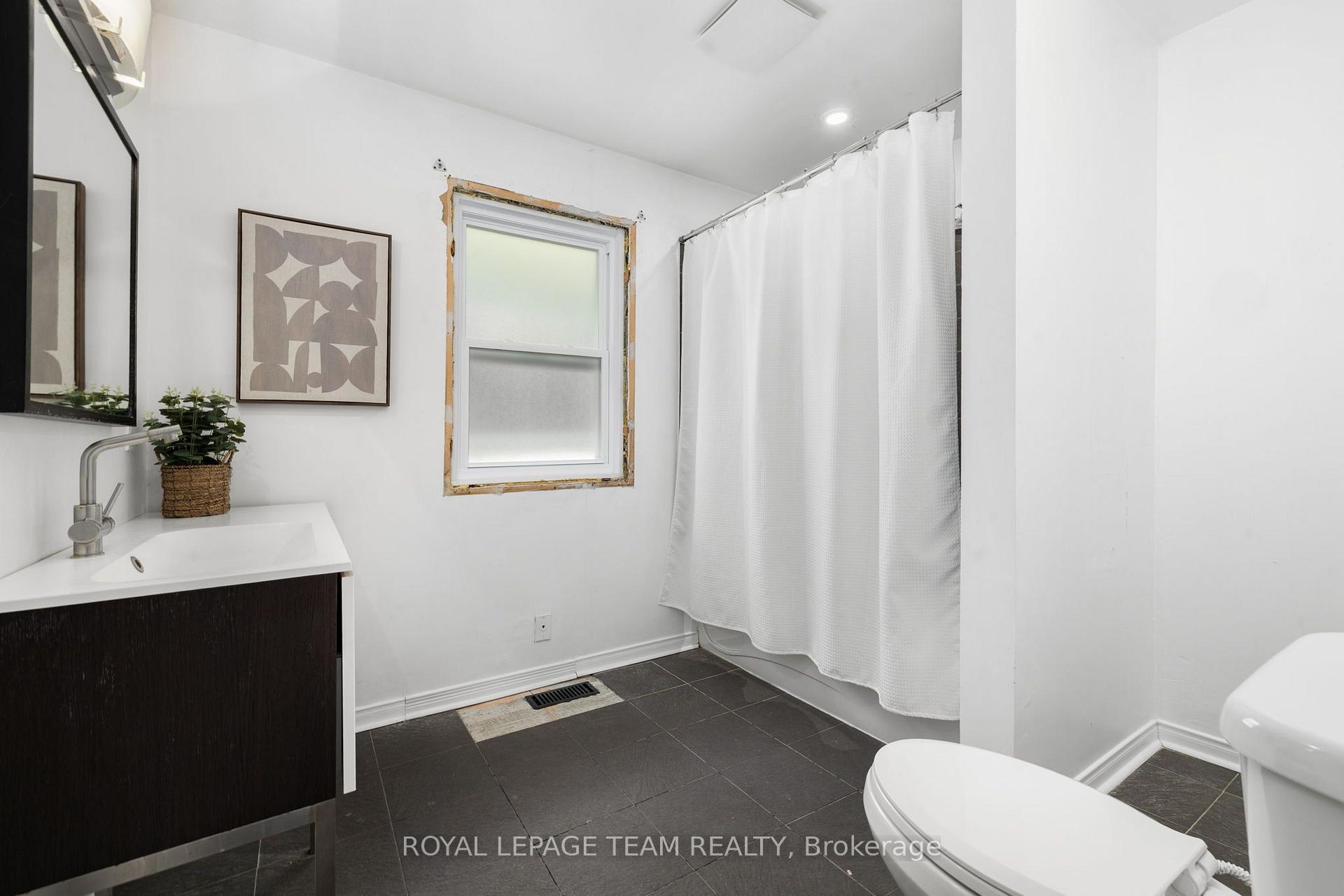 Photo 47 of 6572 Jack Pine Crescent, Ottawa, Greely — HOMEH