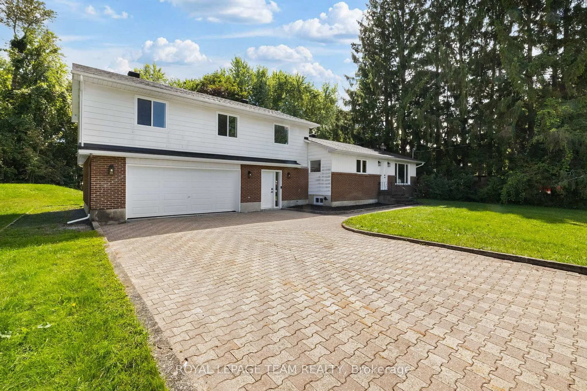 Photo 12 of 6572 Jack Pine Crescent, Ottawa, Greely — HOMEH