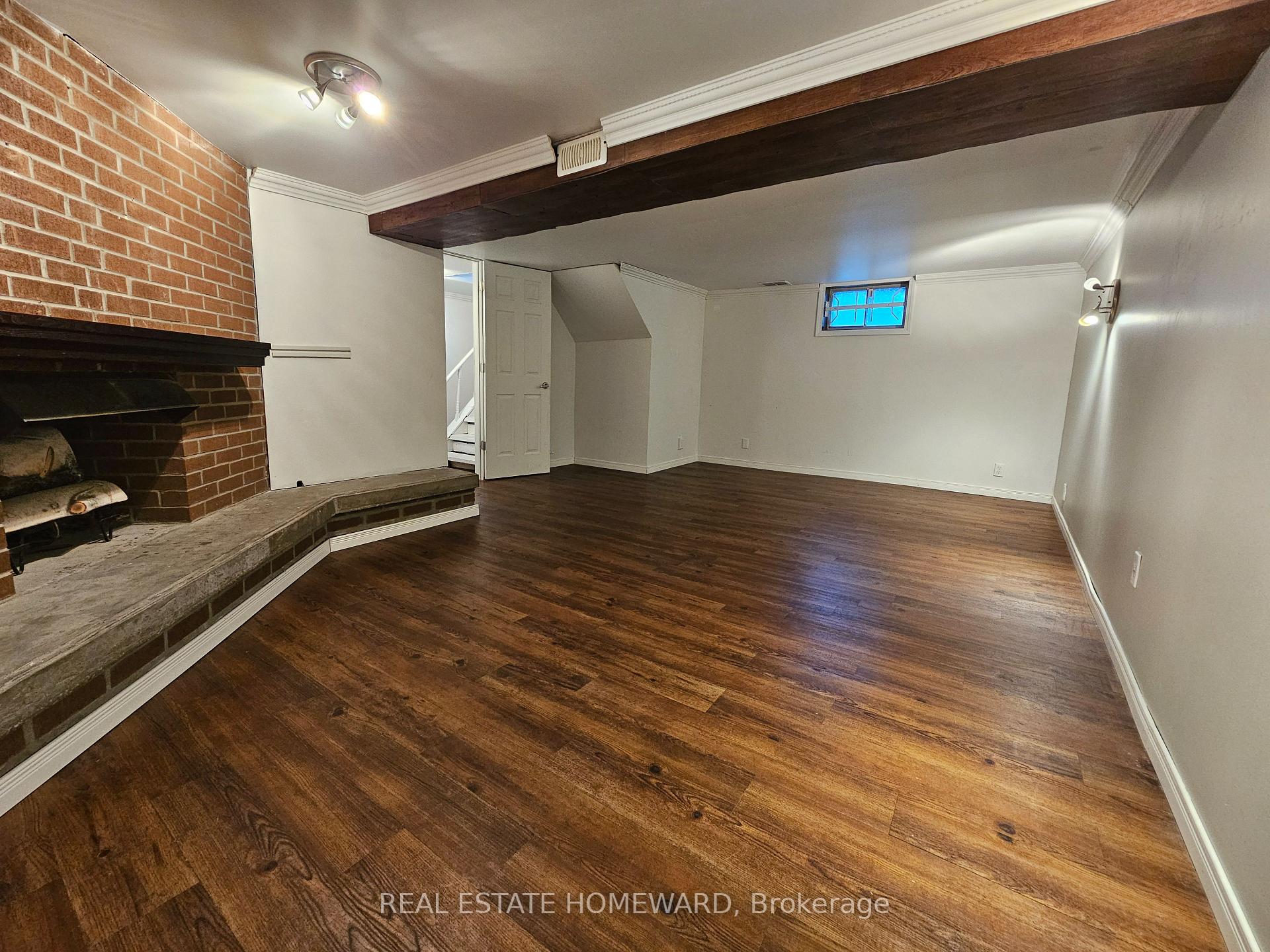 Photo 26 of 44 Harris Park Drive, Scarborough, Clairlea-Birchmount — HOMEH