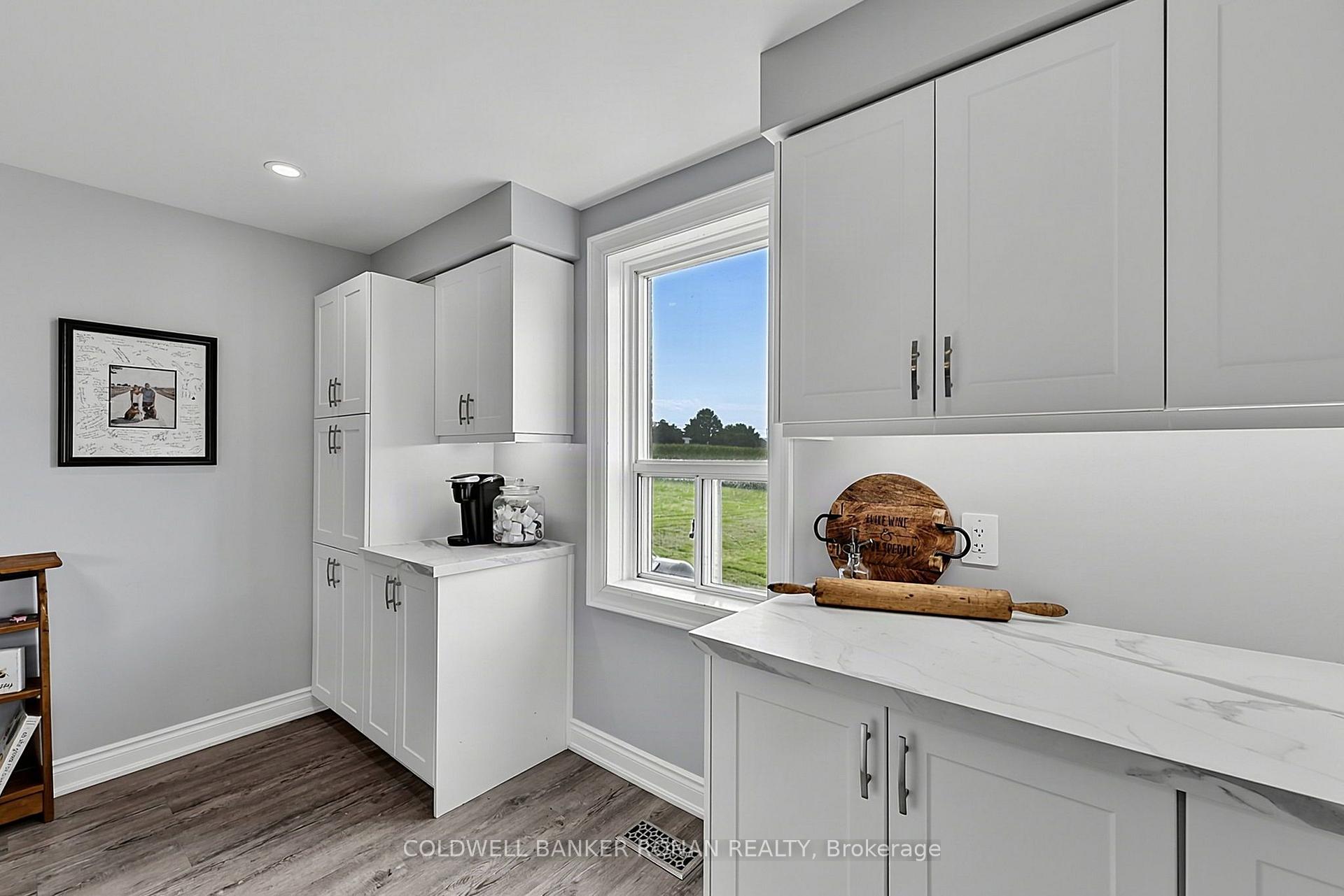 Photo 13 of 4542 Concession Road 6 Sunnidale, Clearview, Rural Clearview — HOMEH