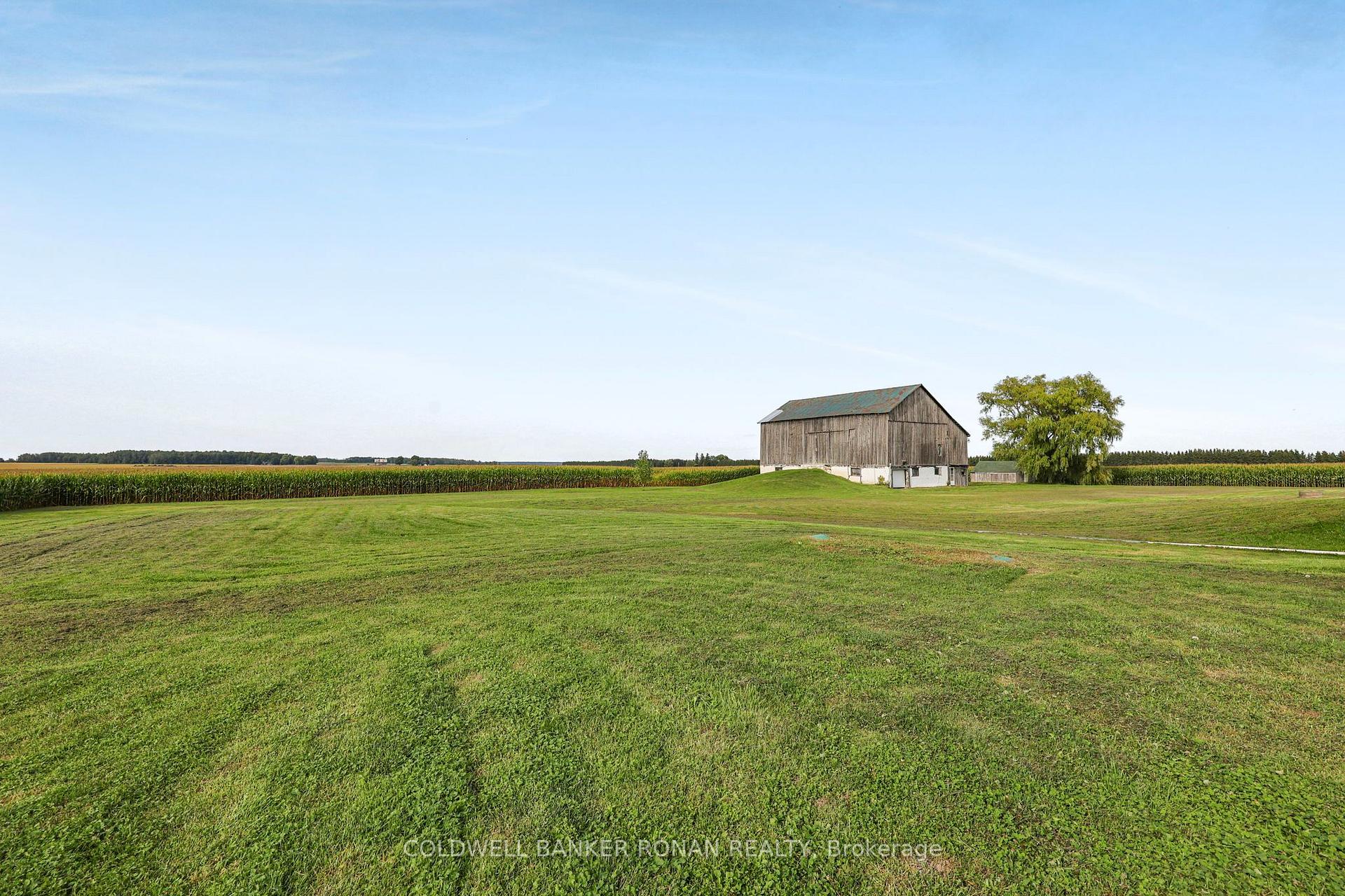 Photo 54 of 4542 Concession Road 6 Sunnidale, Clearview, Rural Clearview — HOMEH