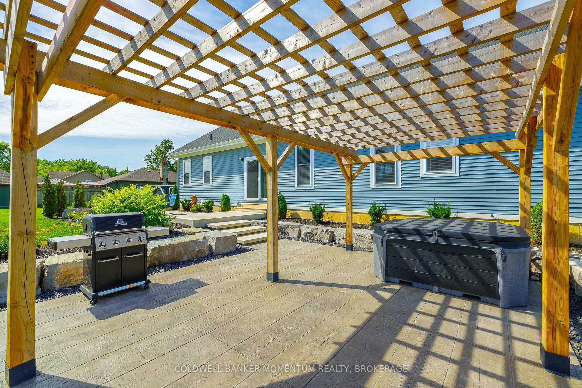 Photo 34 of 104 Neva Road, Fort Erie, Ridgeway — HOMEH