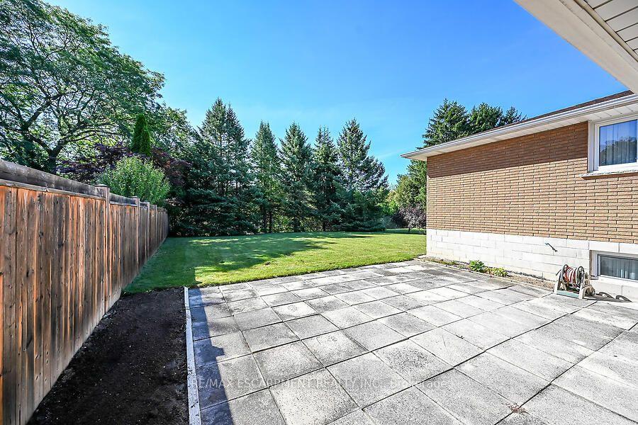 Photo 20 of 57 Turnbull Road, Hamilton, Dundas — HOMEH