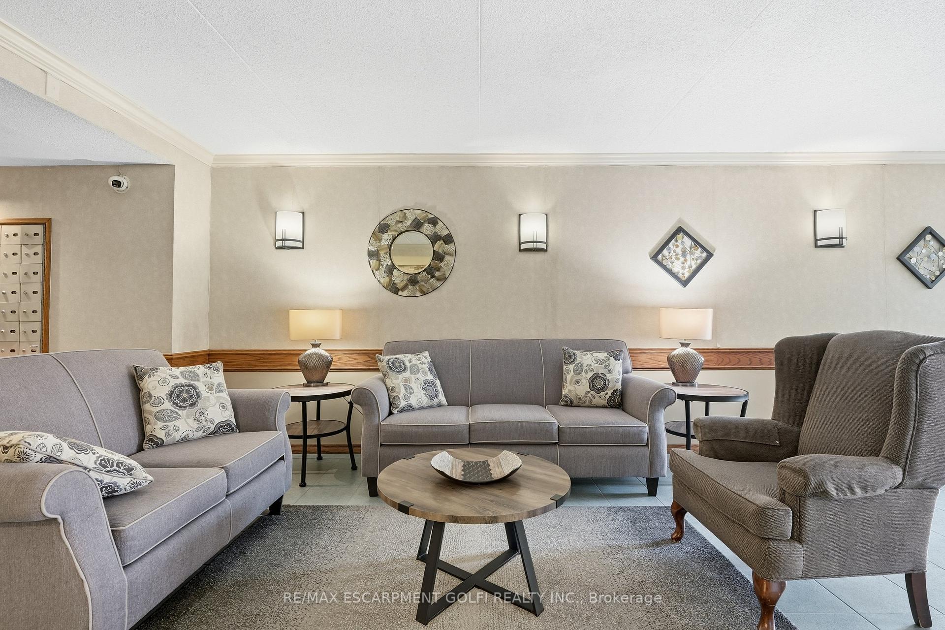 Photo 22 of Unit 215, 3420 Frederick Avenue, Lincoln, Lincoln-Jordan/Vineland — HOMEH