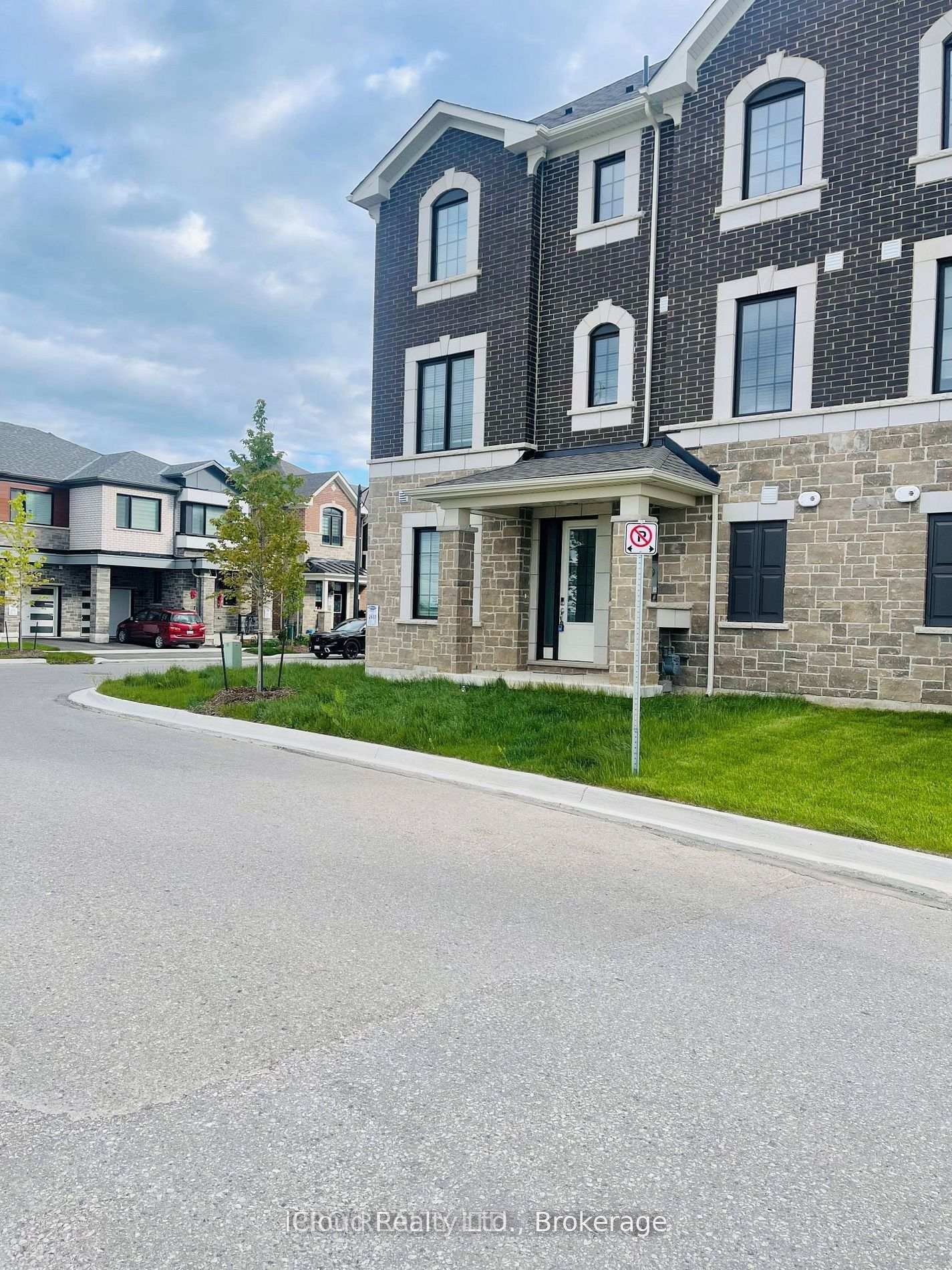 Photo 28 of 1853 Thames Circle, Milton, Bowes — HOMEH