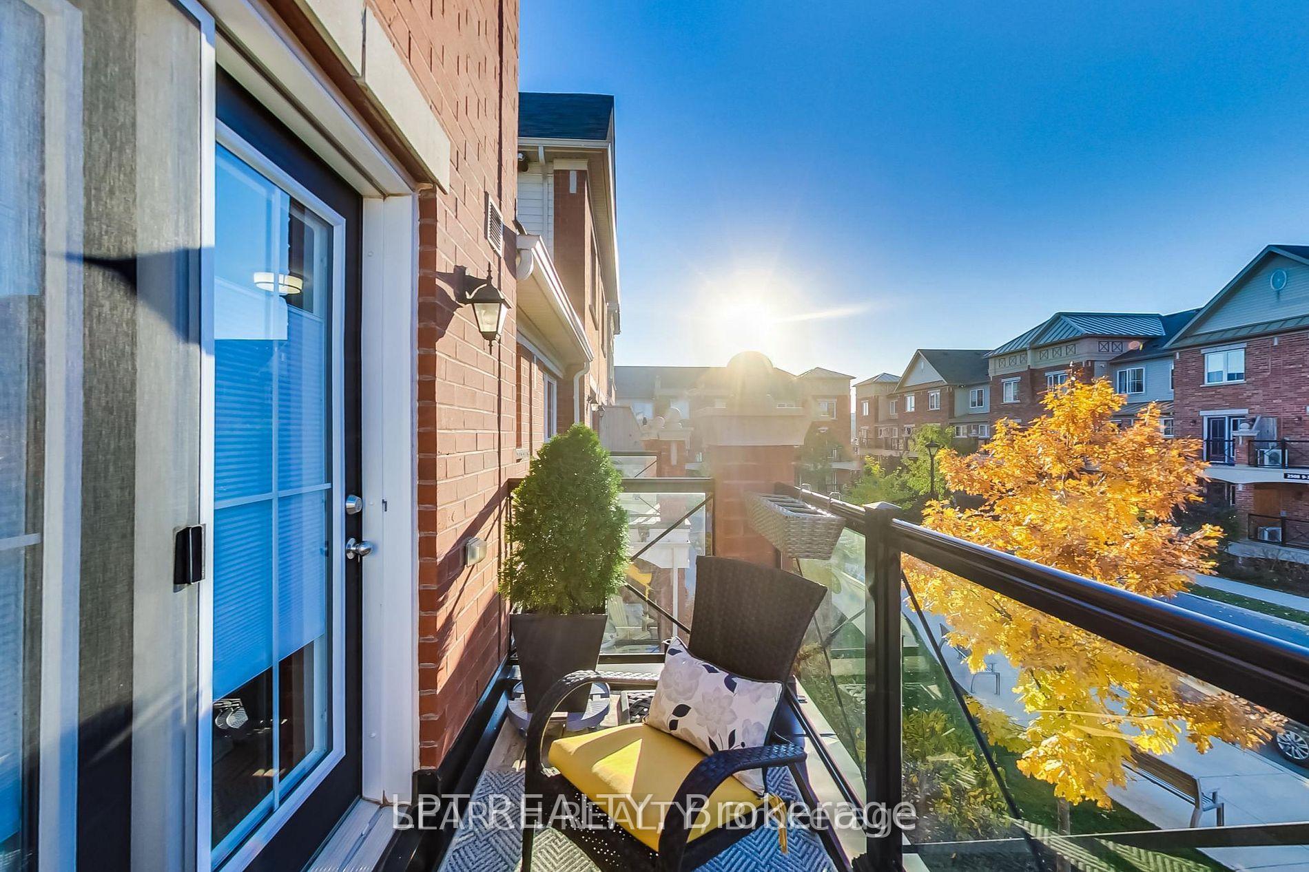 Photo 24 of Unit 11, 2492 Post Road, Oakville, River Oaks — HOMEH