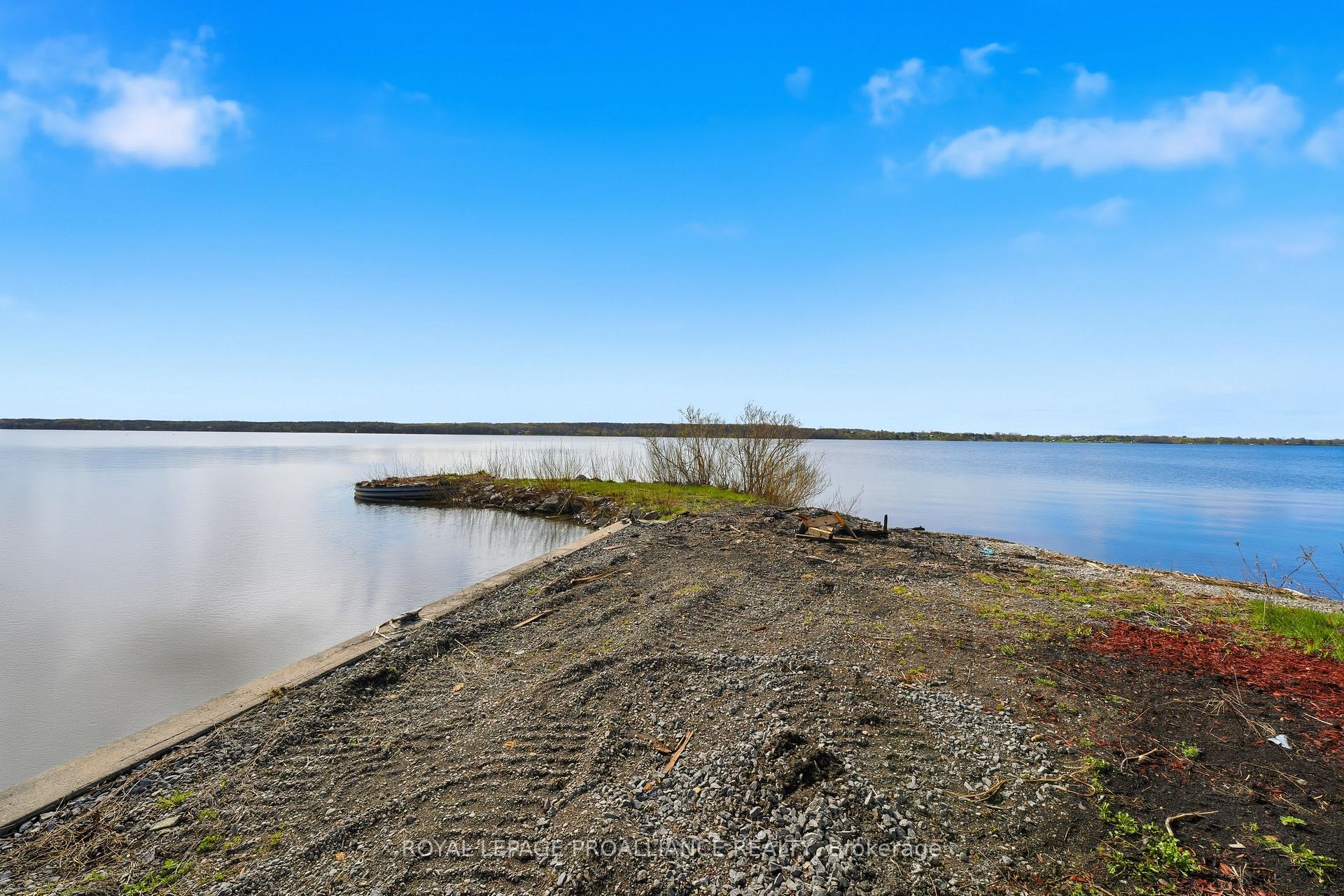 Photo 4 of 578B Old Highway 2, Quinte West, Sidney Ward — HOMEH