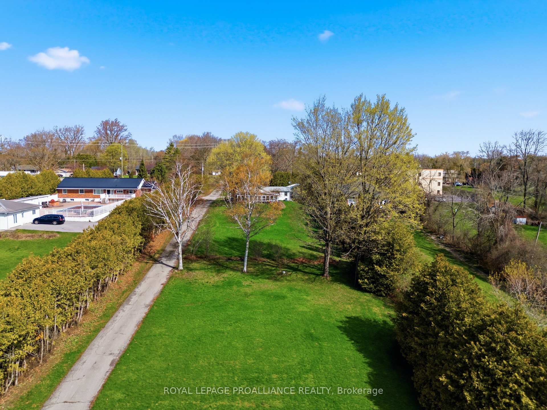 Photo 8 of 578B Old Highway 2, Quinte West, Sidney Ward — HOMEH