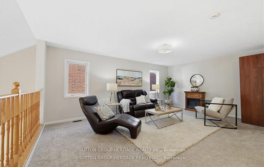 Photo 25 of 19 Northglen Boulevard, Clarington, Bowmanville — HOMEH