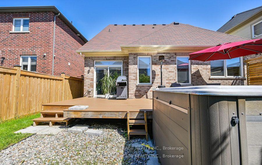 Photo 31 of 19 Northglen Boulevard, Clarington, Bowmanville — HOMEH