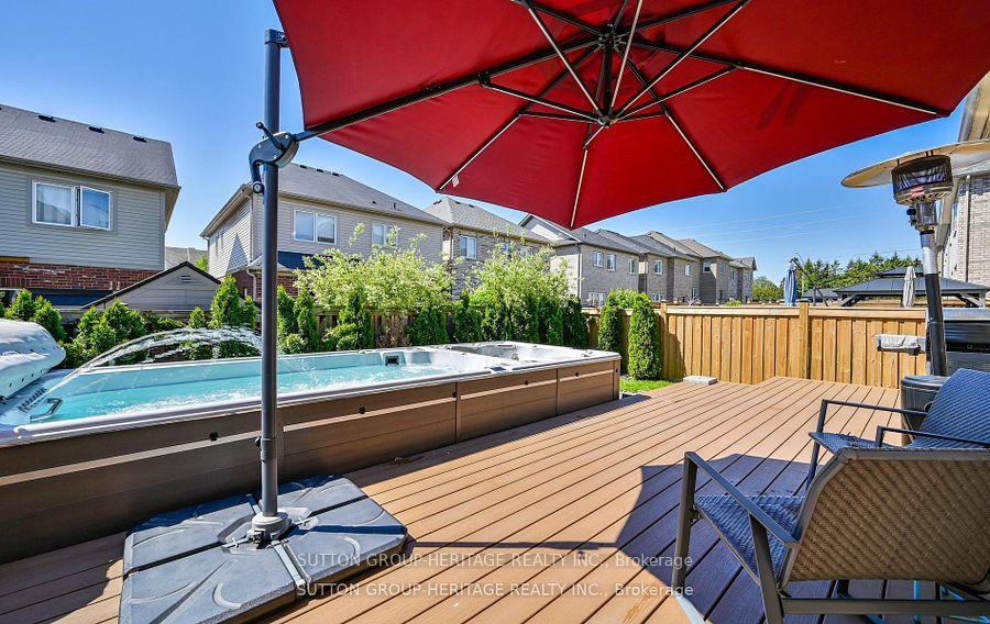 Photo 32 of 19 Northglen Boulevard, Clarington, Bowmanville — HOMEH