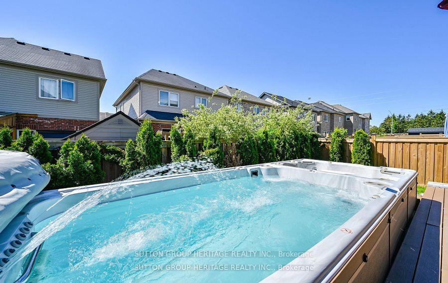 Photo 34 of 19 Northglen Boulevard, Clarington, Bowmanville — HOMEH