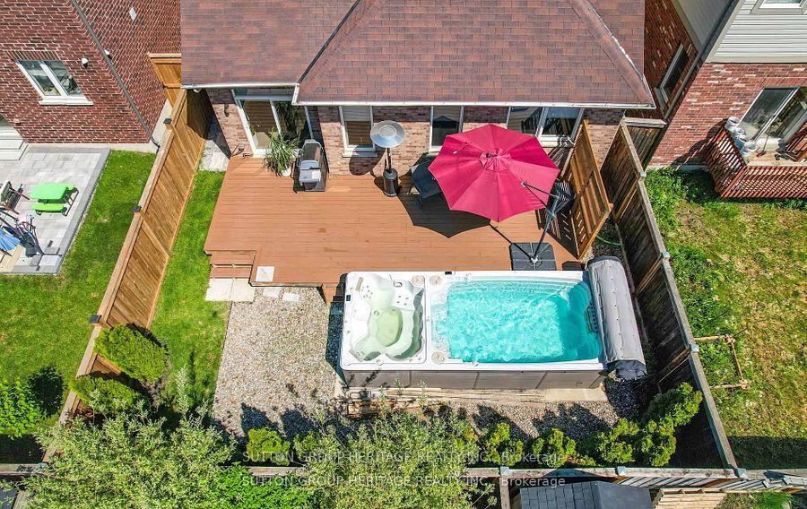 Photo 35 of 19 Northglen Boulevard, Clarington, Bowmanville — HOMEH