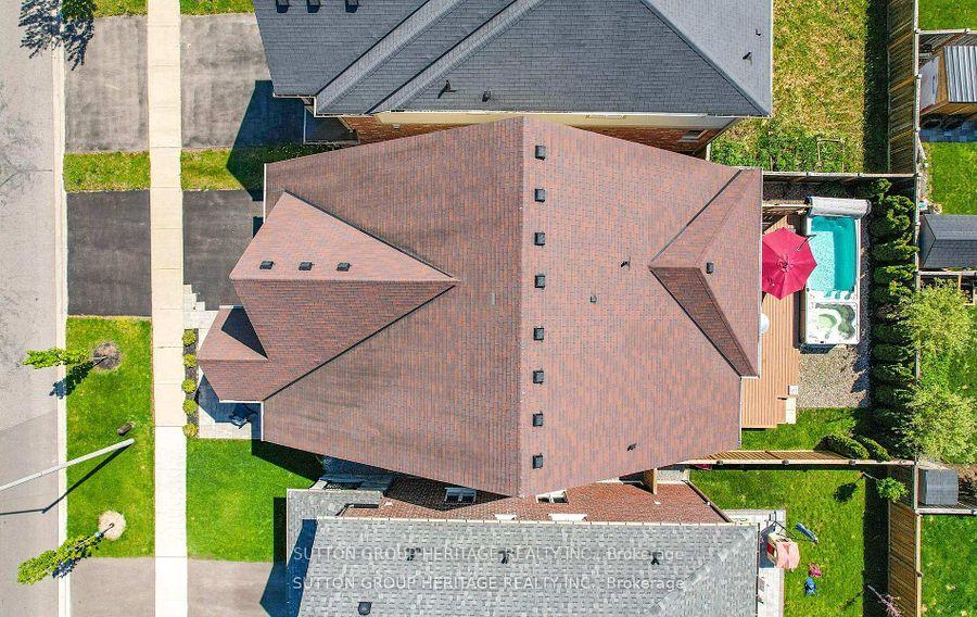 Photo 37 of 19 Northglen Boulevard, Clarington, Bowmanville — HOMEH