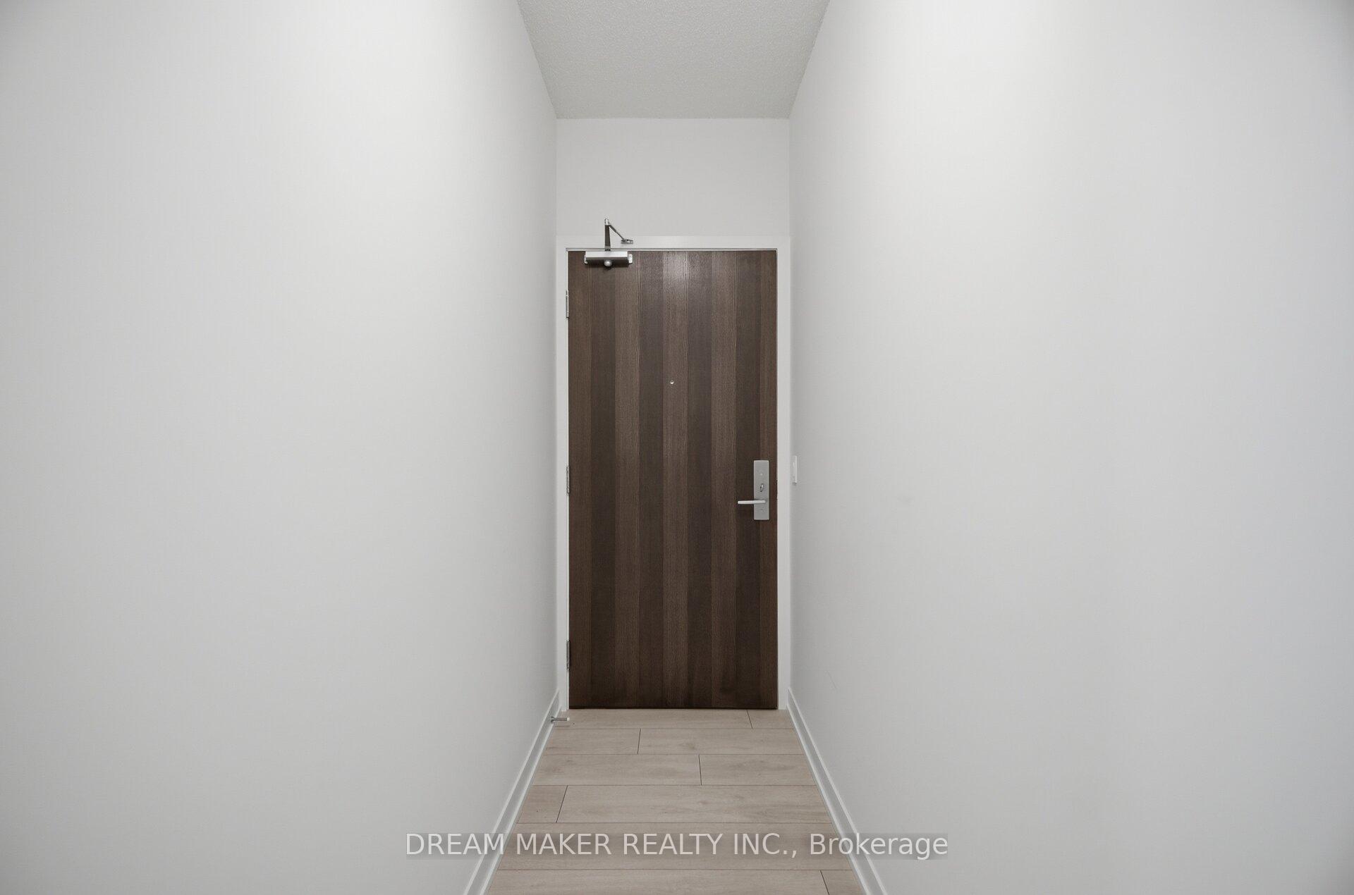 Photo 4 of Unit 511, 38 Annie Craig Drive, Etobicoke, Mimico — HOMEH