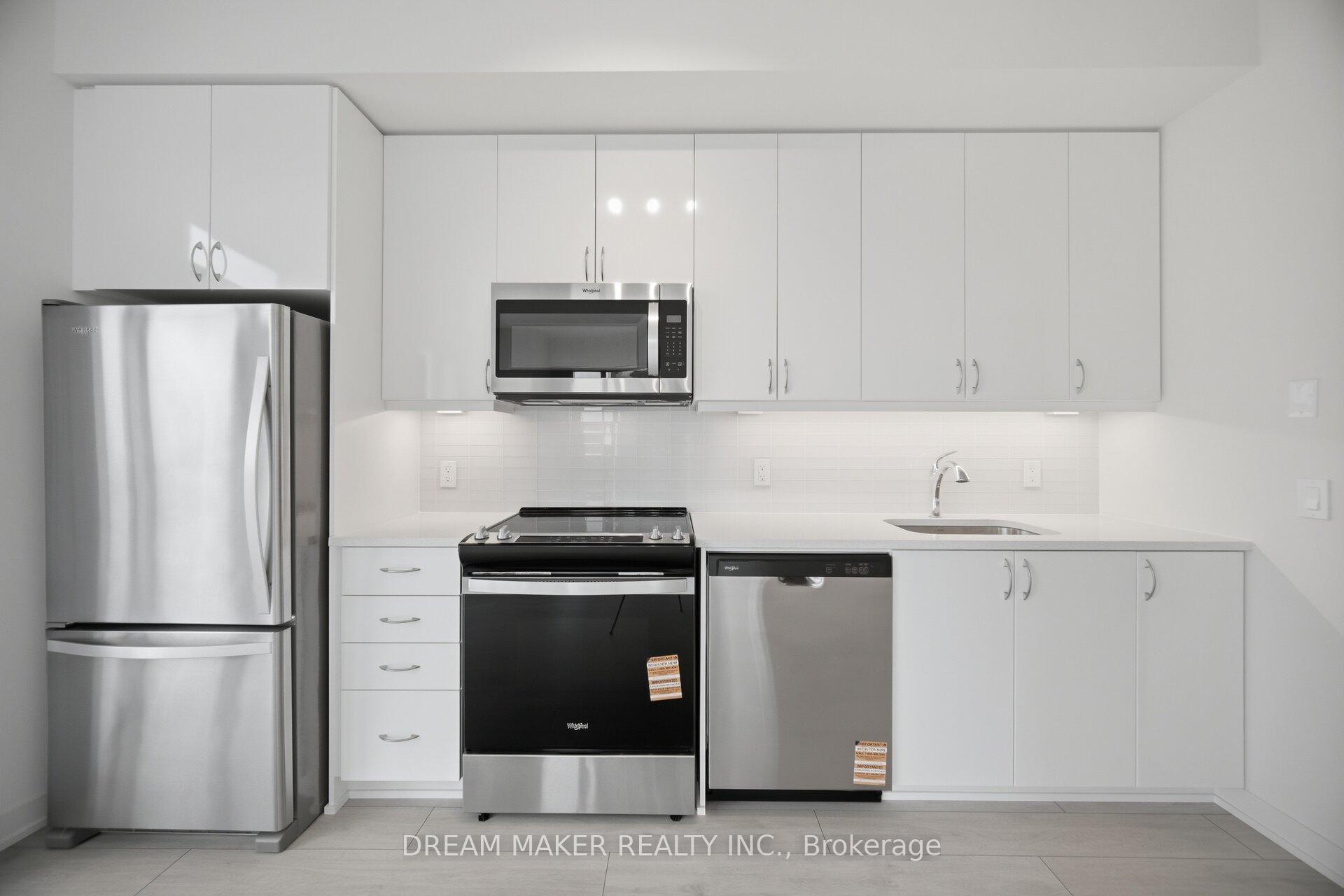 Photo 8 of Unit 511, 38 Annie Craig Drive, Etobicoke, Mimico — HOMEH