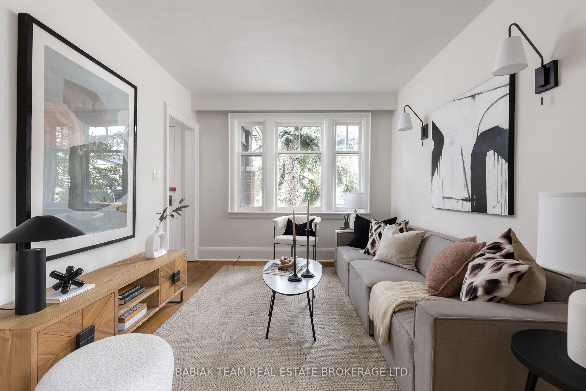 Photo 4 of 1 Rambert Crescent, Toronto, High Park-Swansea — HOMEH