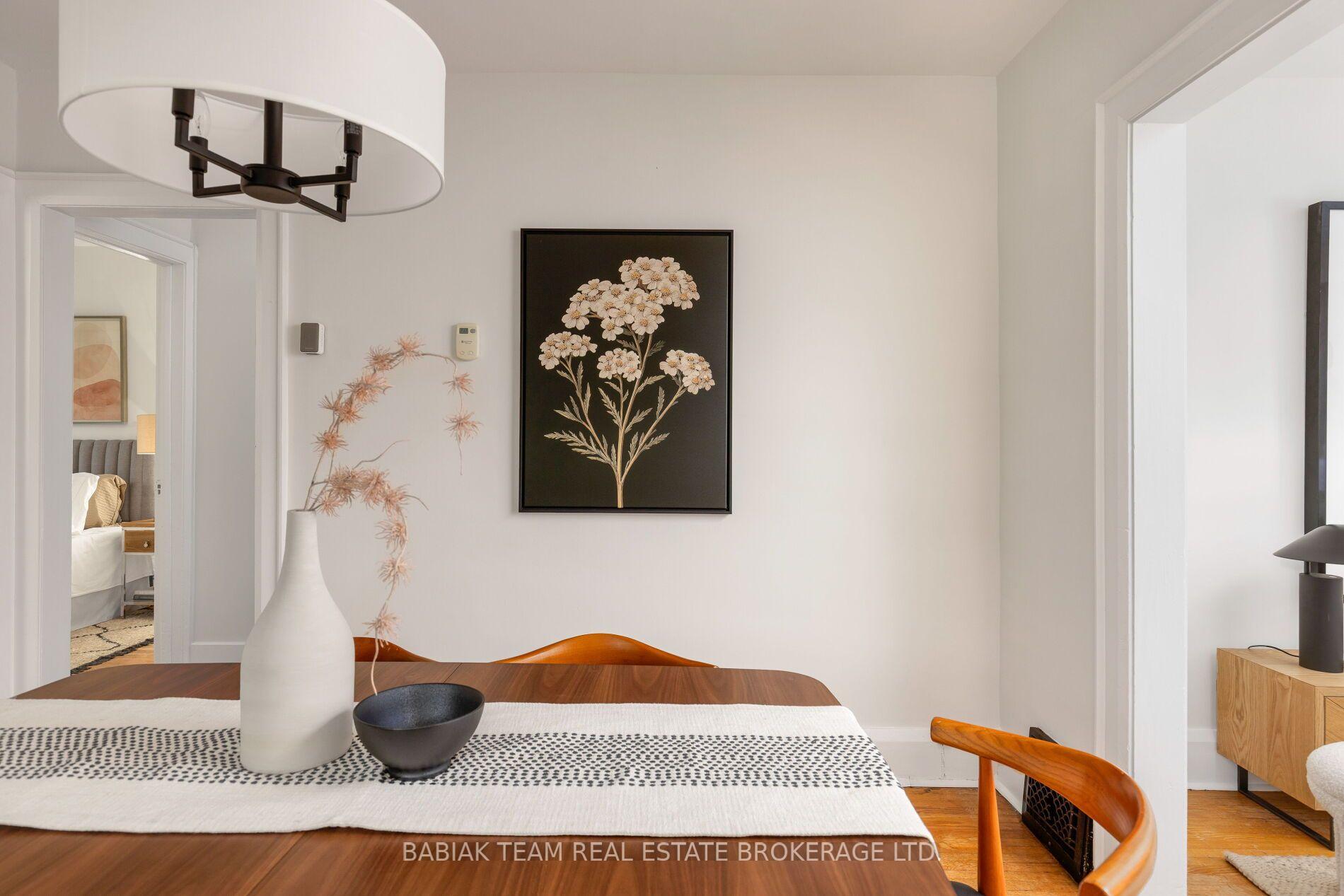 Photo 8 of 1 Rambert Crescent, Toronto, High Park-Swansea — HOMEH