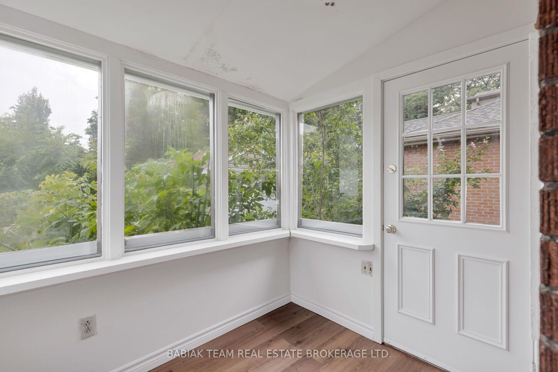 Photo 12 of 1 Rambert Crescent, Toronto, High Park-Swansea — HOMEH