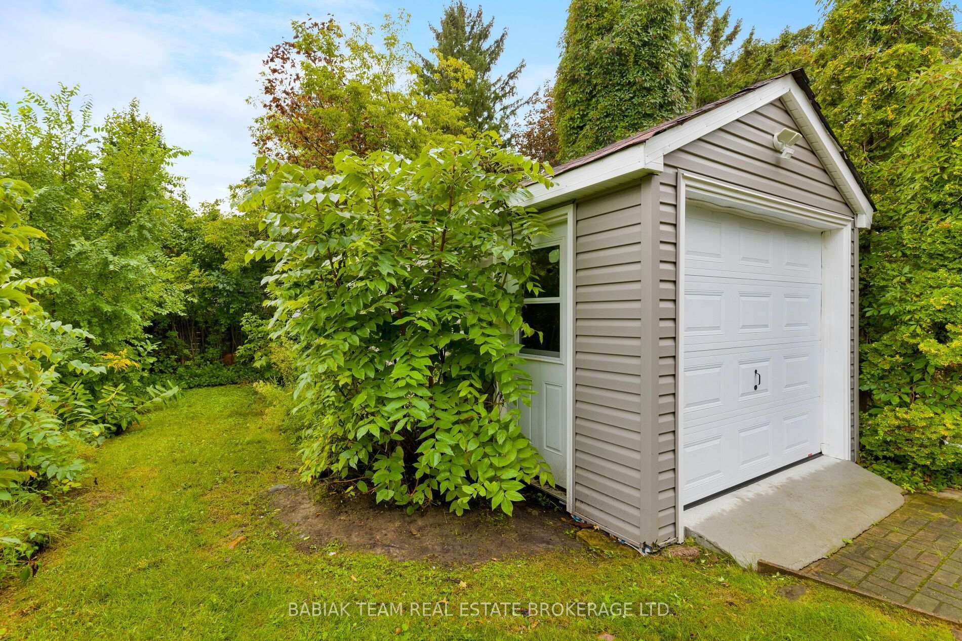 Photo 32 of 1 Rambert Crescent, Toronto, High Park-Swansea — HOMEH