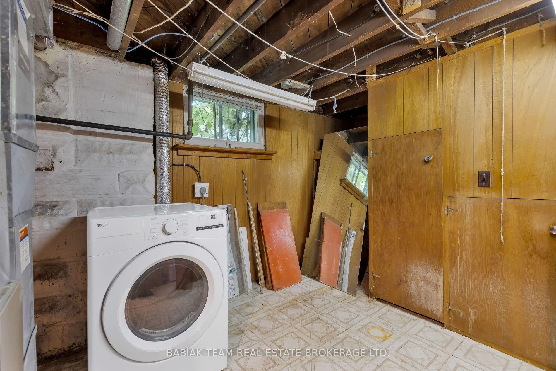 Photo 33 of 1 Rambert Crescent, Toronto, High Park-Swansea — HOMEH
