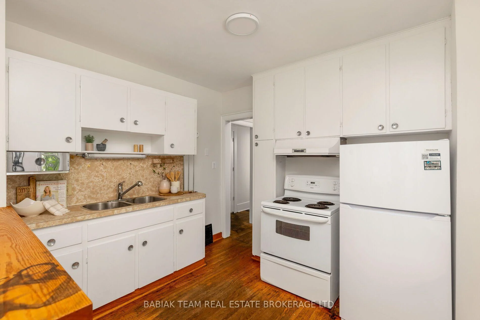 Photo 40 of 1 Rambert Crescent, Toronto, High Park-Swansea — HOMEH