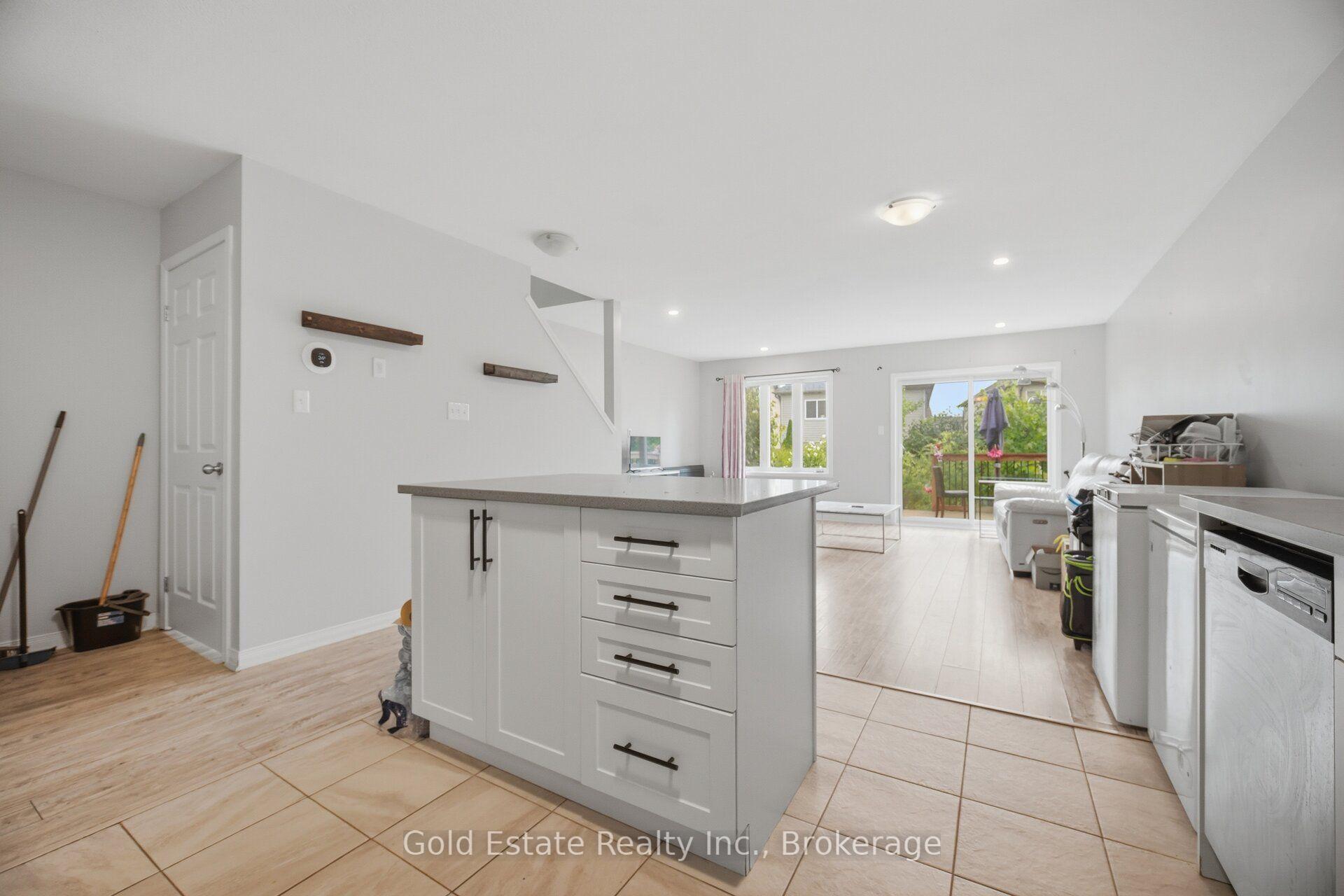Photo 12 of Unit 86, 135 Hardcastle Drive, Cambridge, Blair Road — HOMEH
