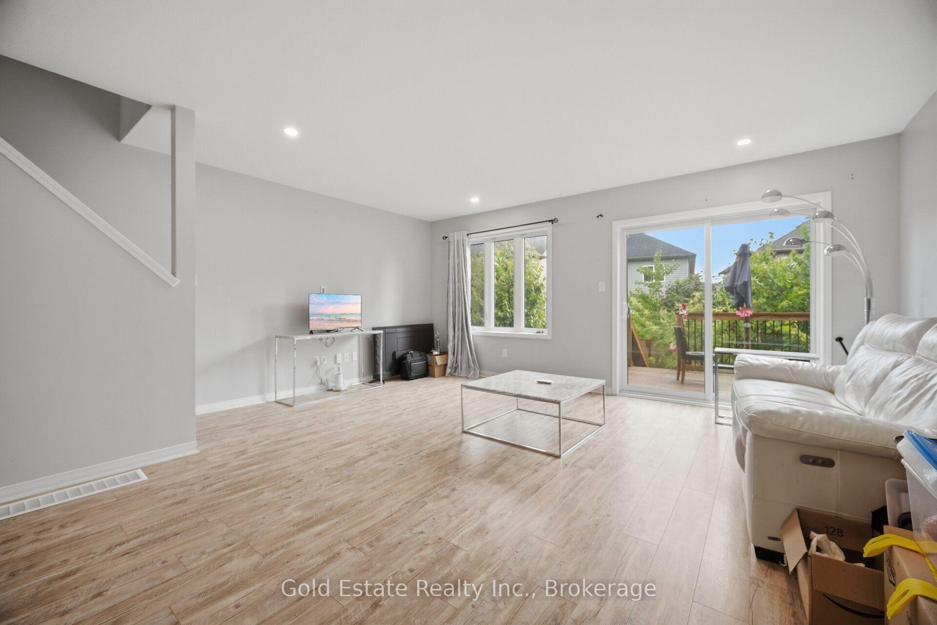 Photo 15 of Unit 86, 135 Hardcastle Drive, Cambridge, Blair Road — HOMEH