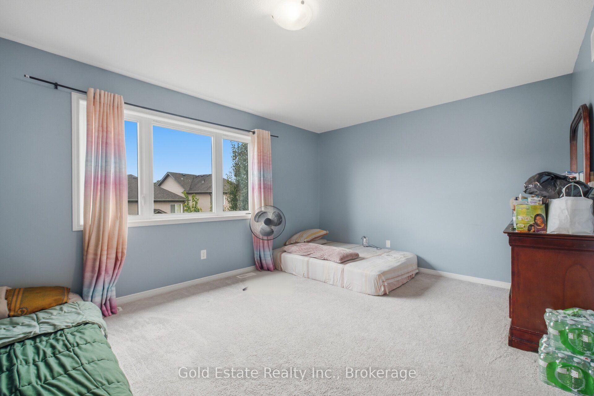Photo 19 of Unit 86, 135 Hardcastle Drive, Cambridge, Blair Road — HOMEH