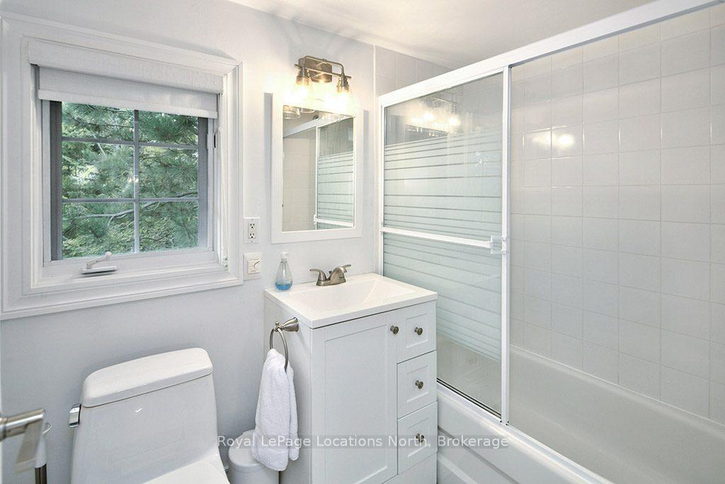 Photo 21 of 107 Margaret Drive, Blue Mountains — HOMEH
